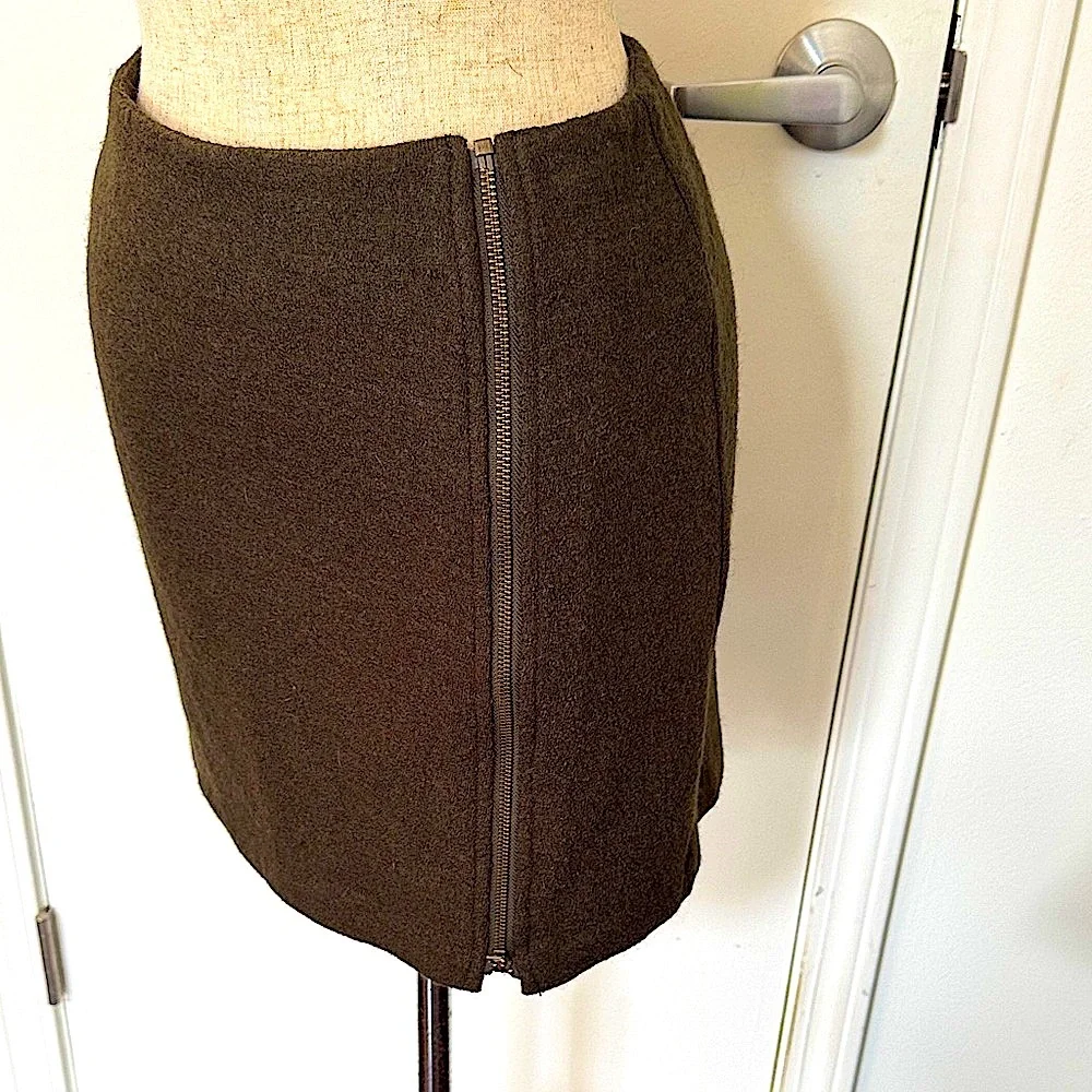 Dark Green Wool Zippered Mini Skirt Sz- 4